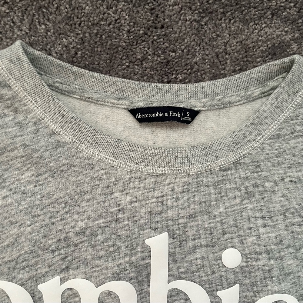 A&F Sweatshirt - Picture 3 of 3